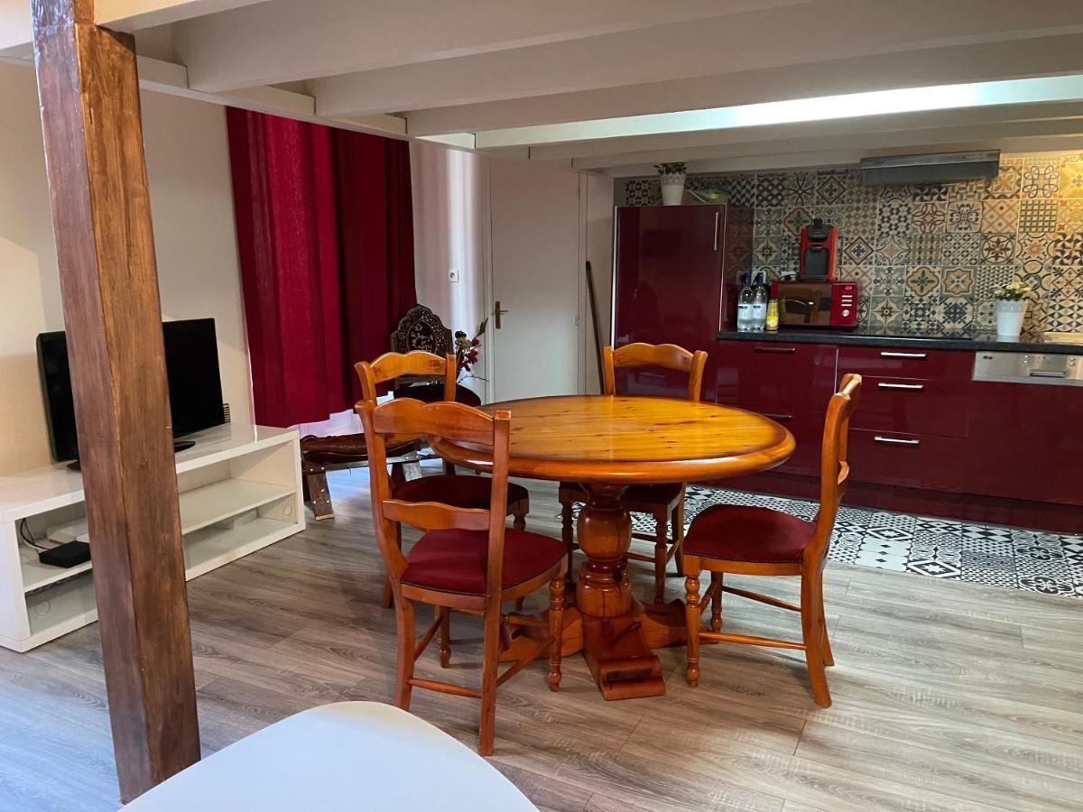 Cosy Appartement In Old City Center Burdeos Exterior foto